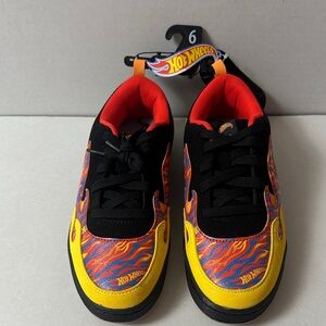 Boy’s Black & Yellow Hot Wheels Flame Sneakers